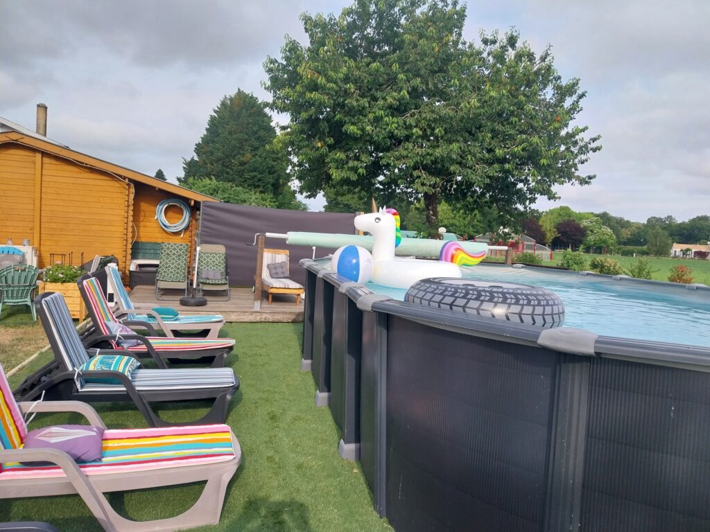 Hébergement Terre 3 508192755 1028657252749242 3778219050649372831 n